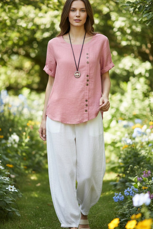 KELLYRA – Women’s Short-Sleeve Blouse with Clean Round Neck and Minimal Design | Turnna